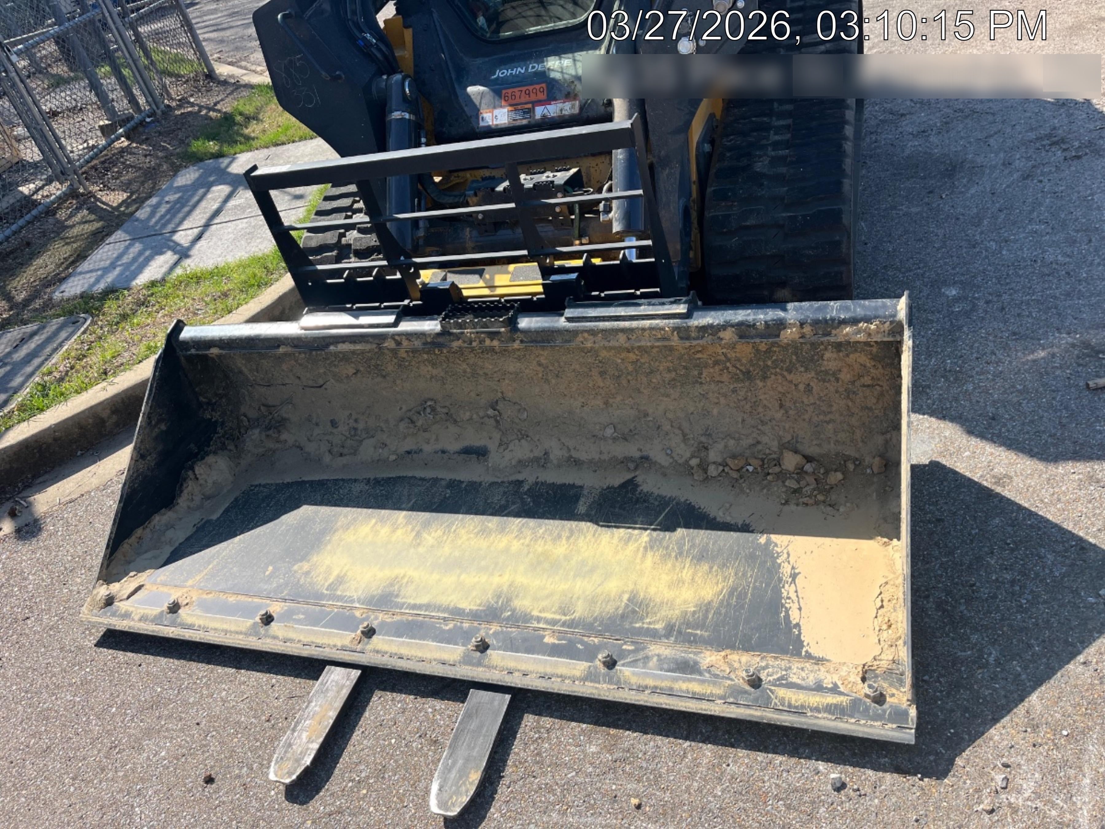 2025 ARROW MATERIAL HANDLING 72" Pallet Forks - Arrow