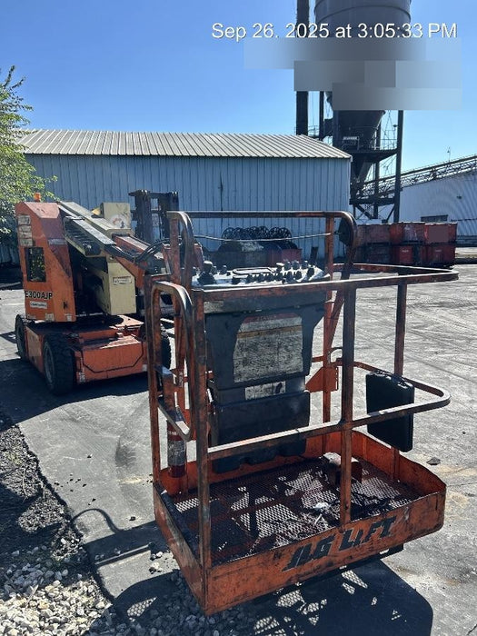 2019 JLG E300AJP