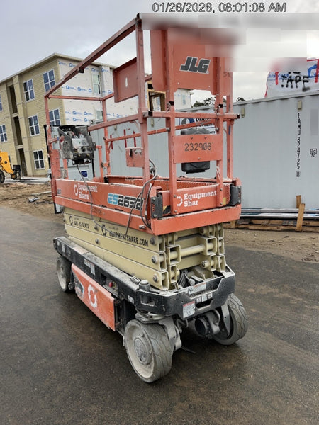 2022 JLG ES2632