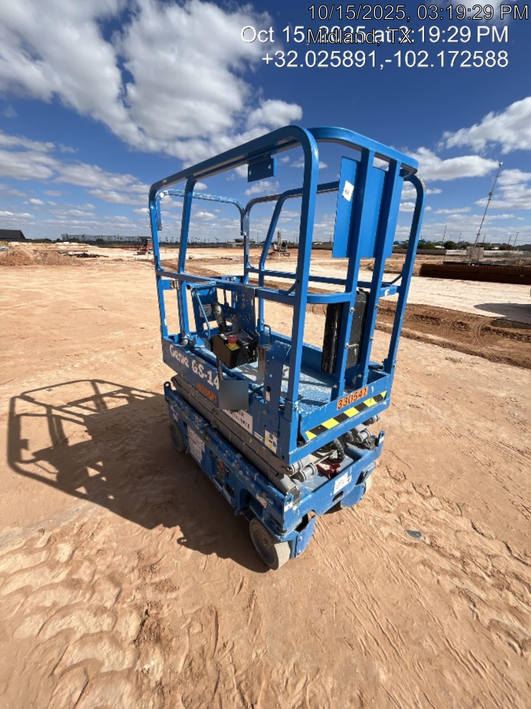 2023 GENIE GS-1432