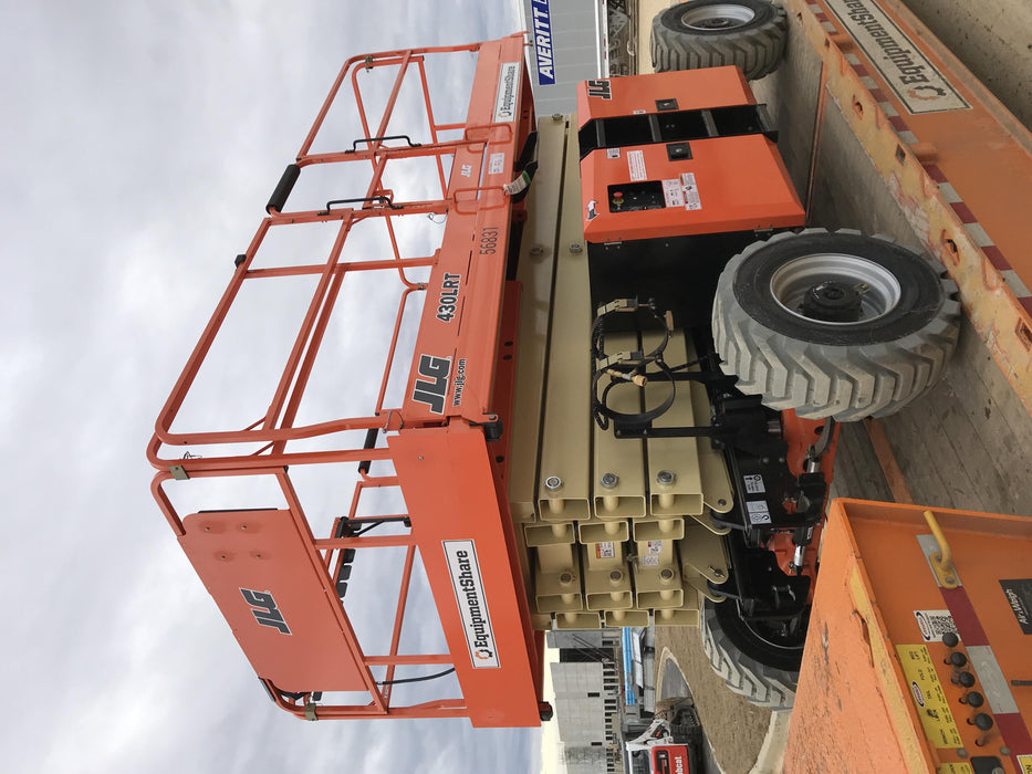 2020 JLG 430LRT