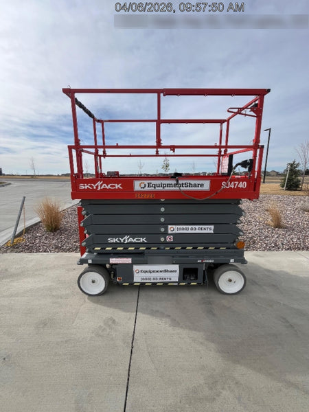 2023 SKYJACK SJ4740