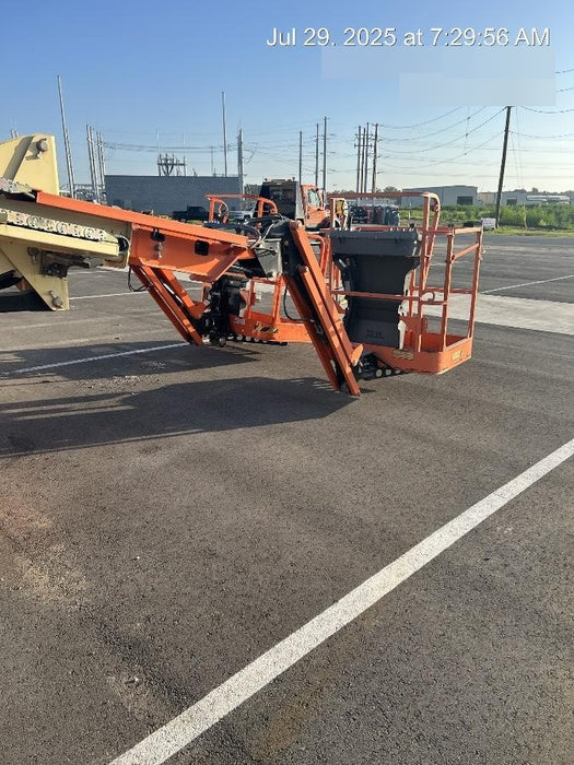 2019 JLG E400AJPN