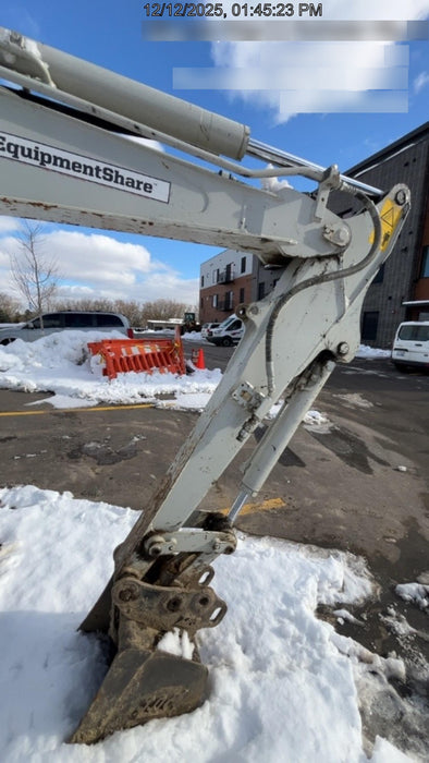 2021 TAKEUCHI TB235-2R