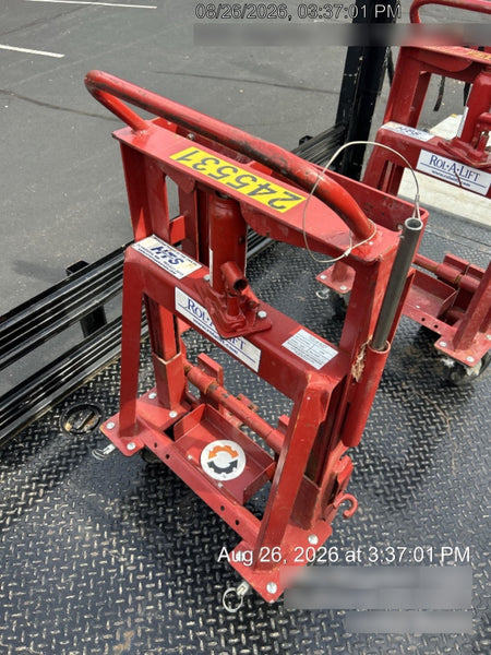 2022 ROL-A-LIFT M-6