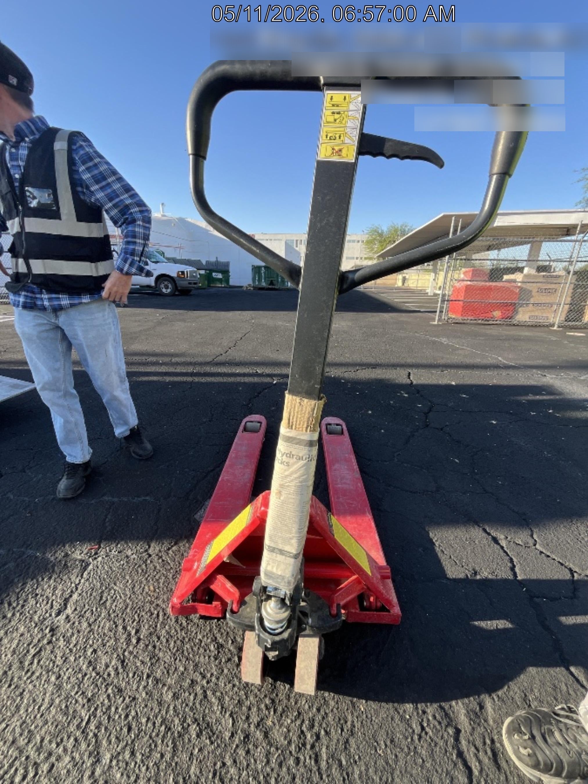 2025 GRAINGER PALLET JACK, 5500 LBS., GRAINGER