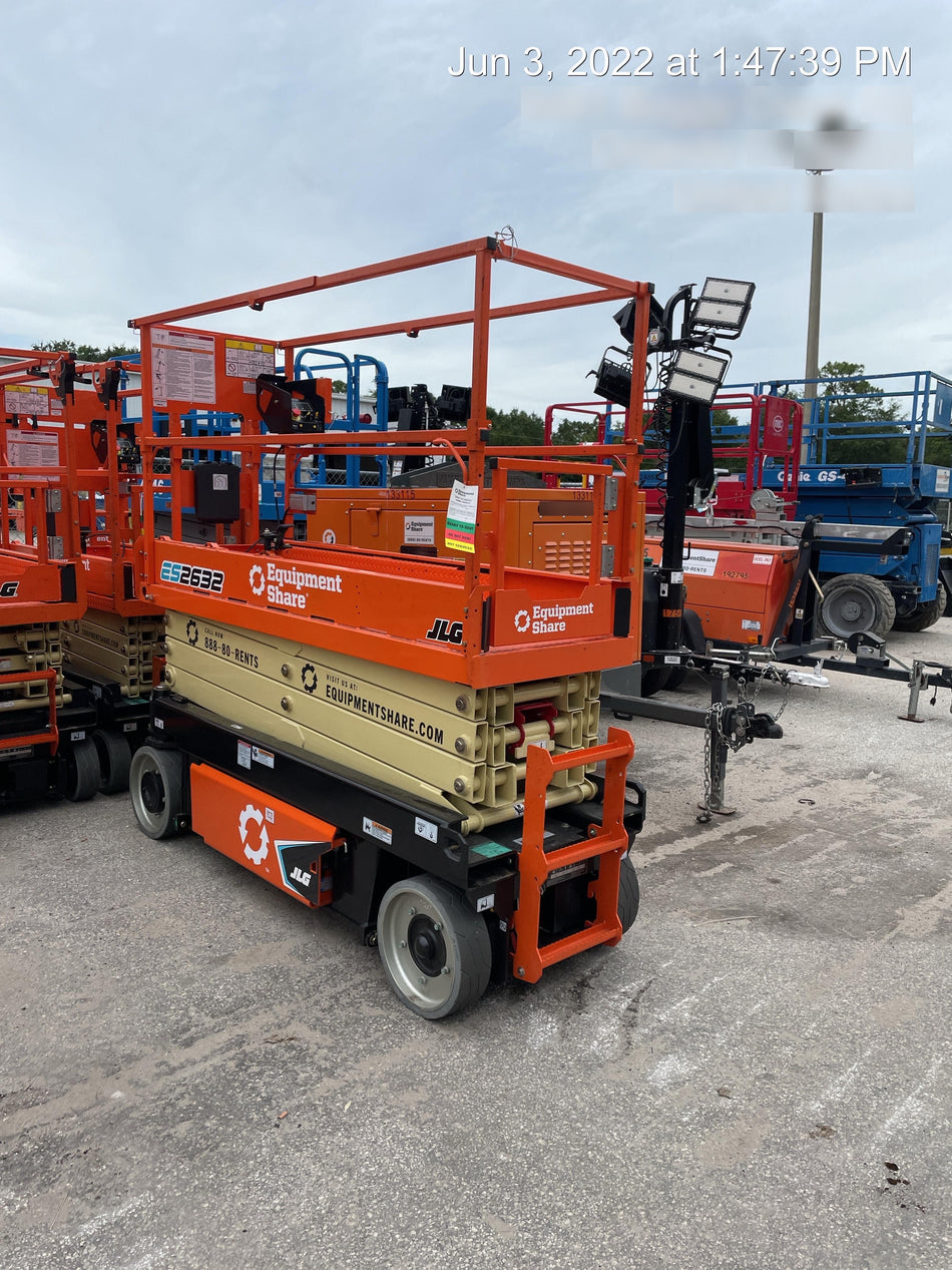2022 JLG ES2632