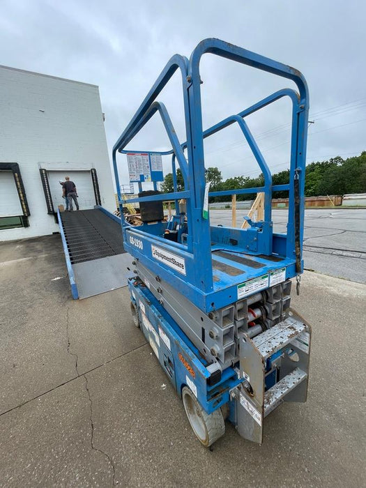 2019 Genie GS-1930 Fixed Rails with Chain Entry