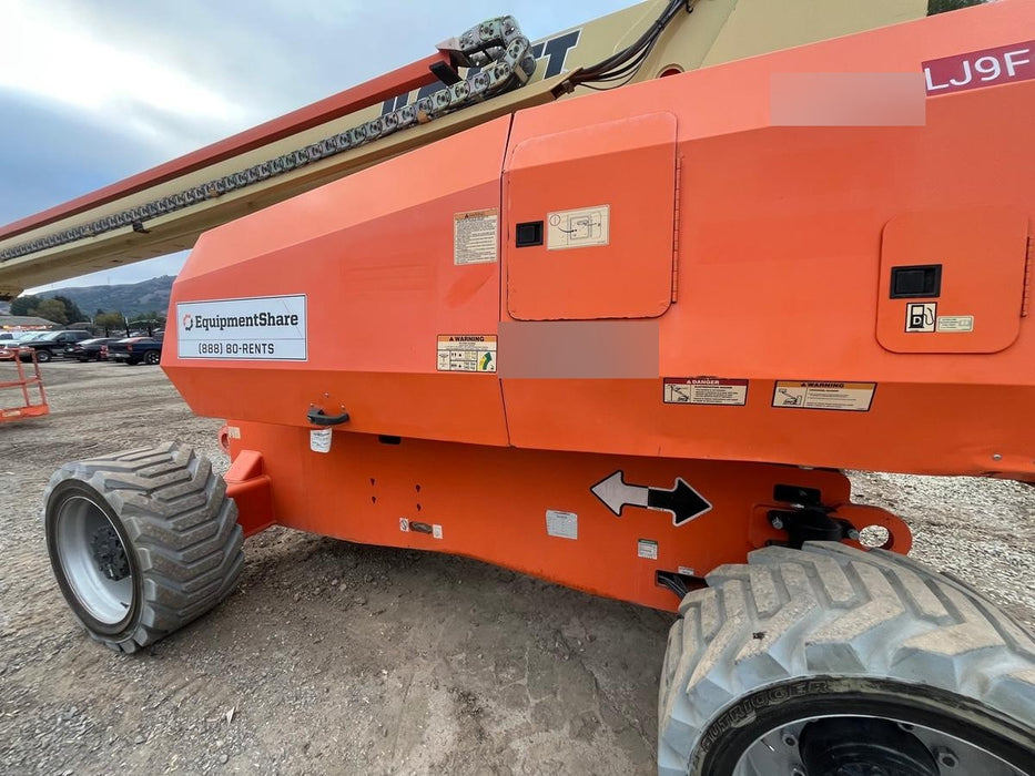 2019 JLG 860SJ