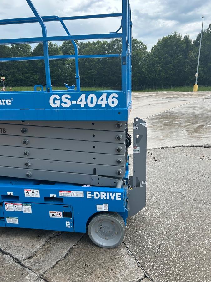 2025 GENIE GS-4046 E Drive