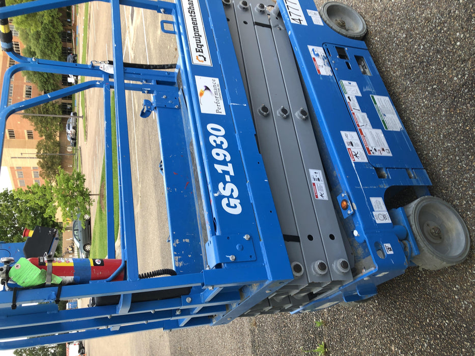 2019 Genie GS-1930 Fixed Rails with Chain Entry