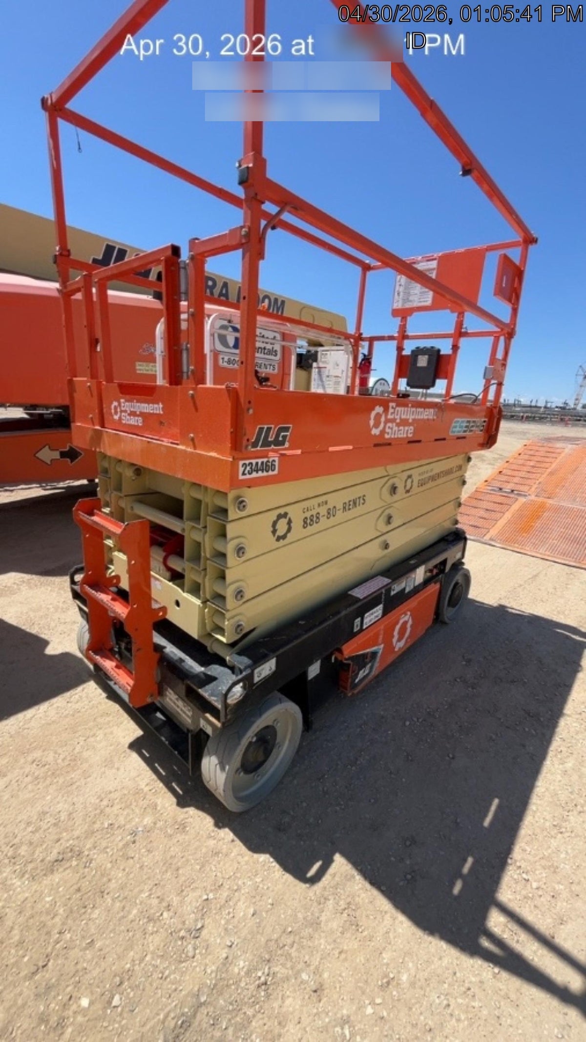2022 JLG ES3246