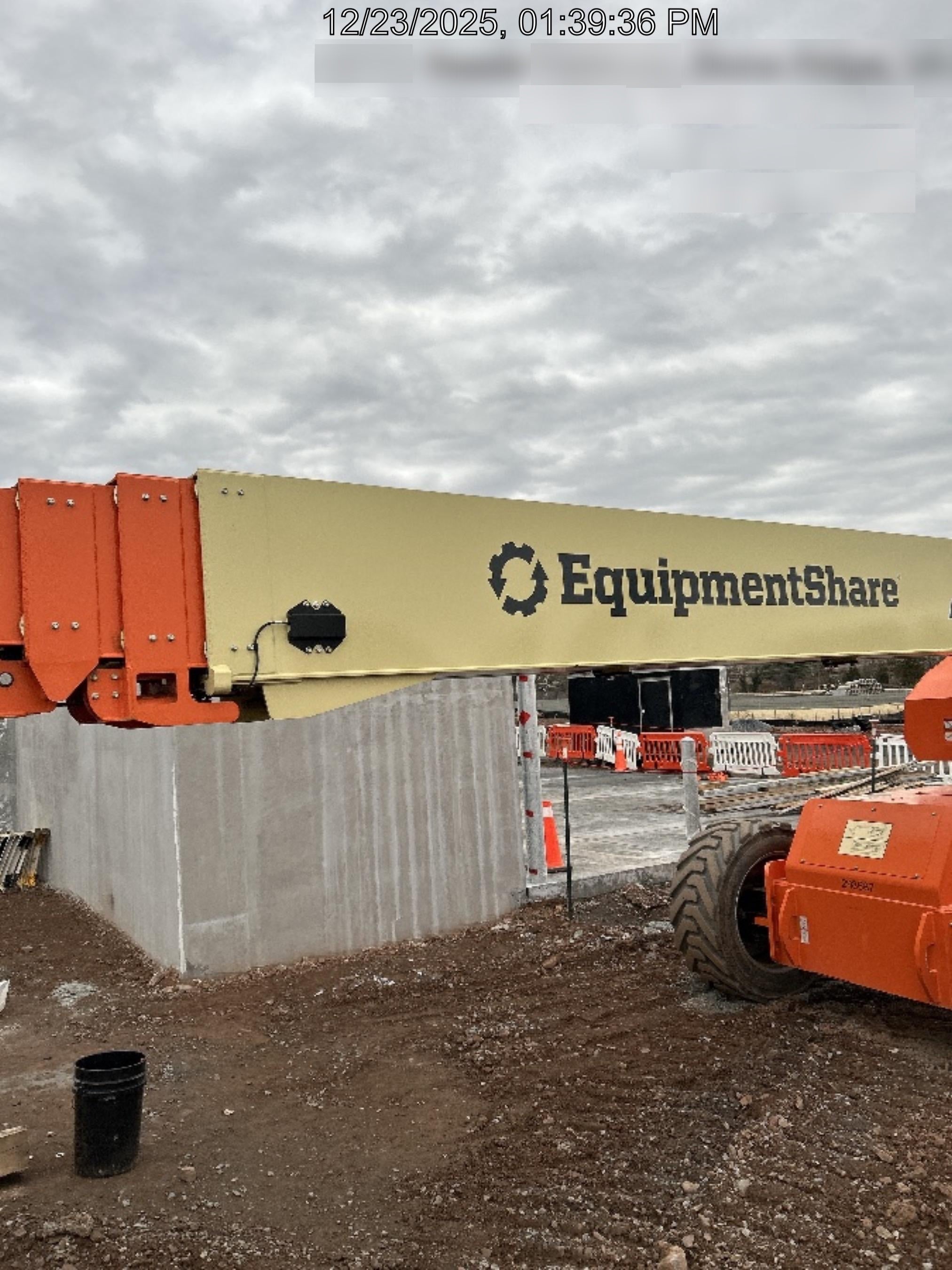 2023 JLG 1200SJP