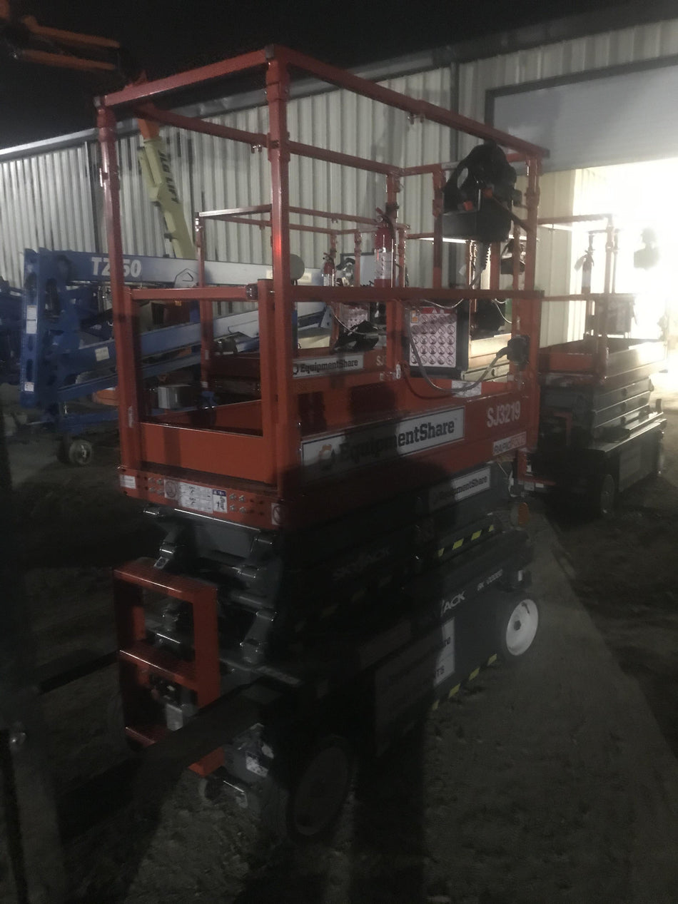 2021 SKYJACK SJ3219