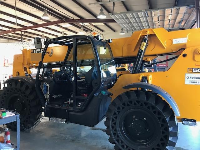 2019 JCB 509-42 Open ROPS, 74 HP, Solid Tires, Worklights, Beacon, Aux Hydraulics, Lifting Eye 66" Carriage/60" Forks