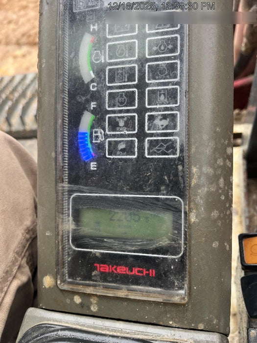 2019 Takeuchi TL8 Canopy, 15" Wide Rubber Tracks, Back-up Alarm, Front & Rear Working Lights, Auxiliary Hydraulics, Two-Speed Travel, Electronic Monitoring System 76" HD Smooth Dirt Bucket with Bolt-On Edge, 20.3 cubic feet Capacity