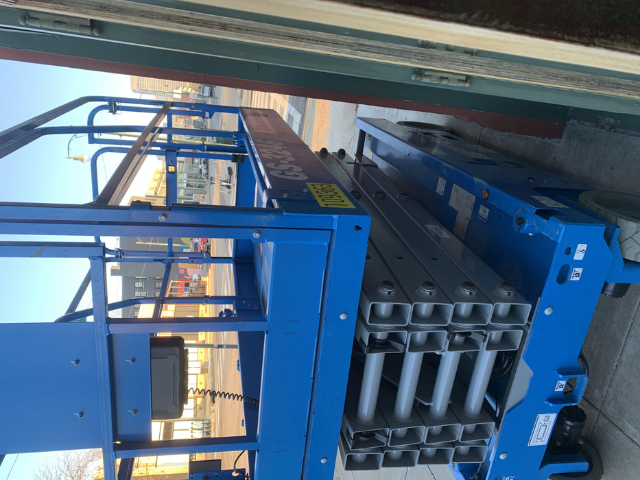 2020 Genie GS-3246 Standard, Folding full height swing gate