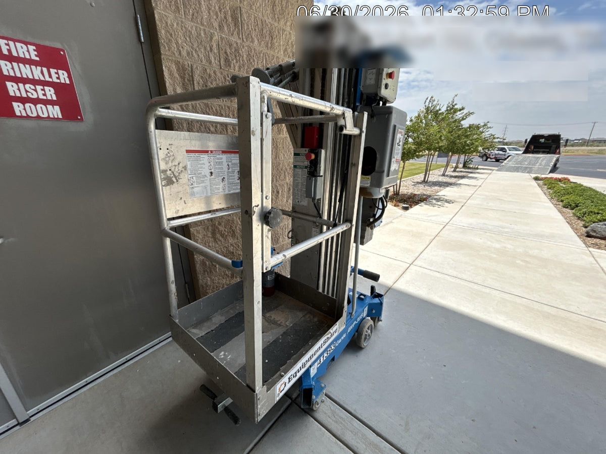 2019 GENIE AWP-30S