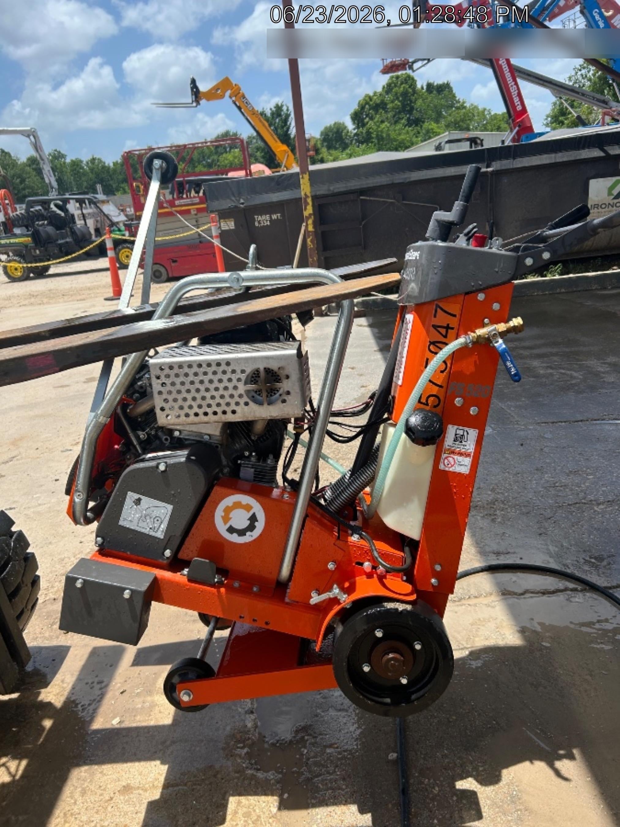 2025 HUSQVARNA FS520