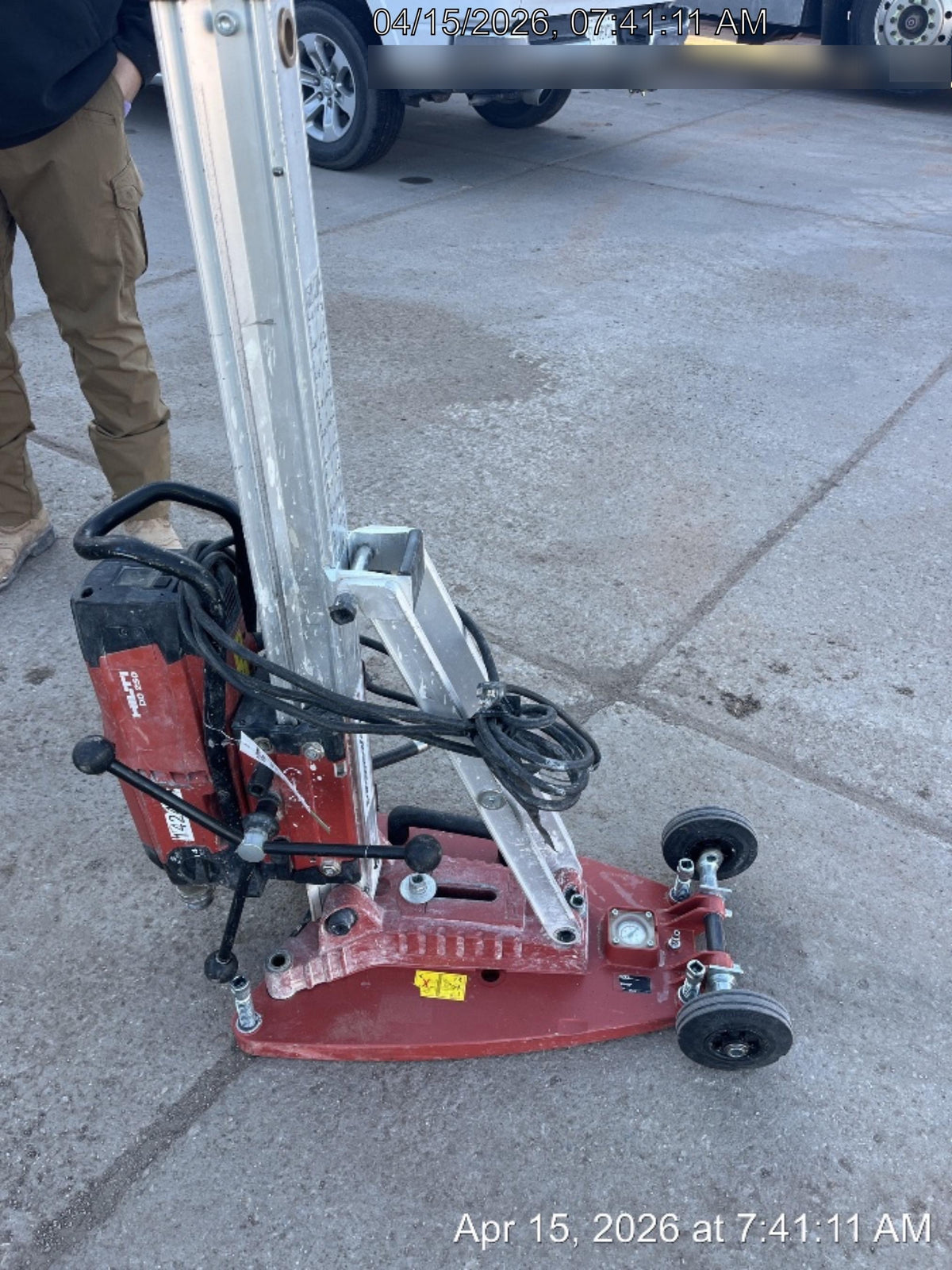 2021 HILTI DD250E
