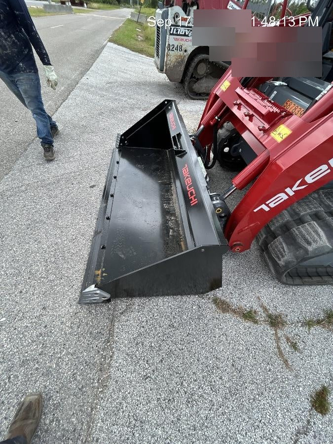 2025 TAKEUCHI 80" Smooth Bucket - Takeuchi