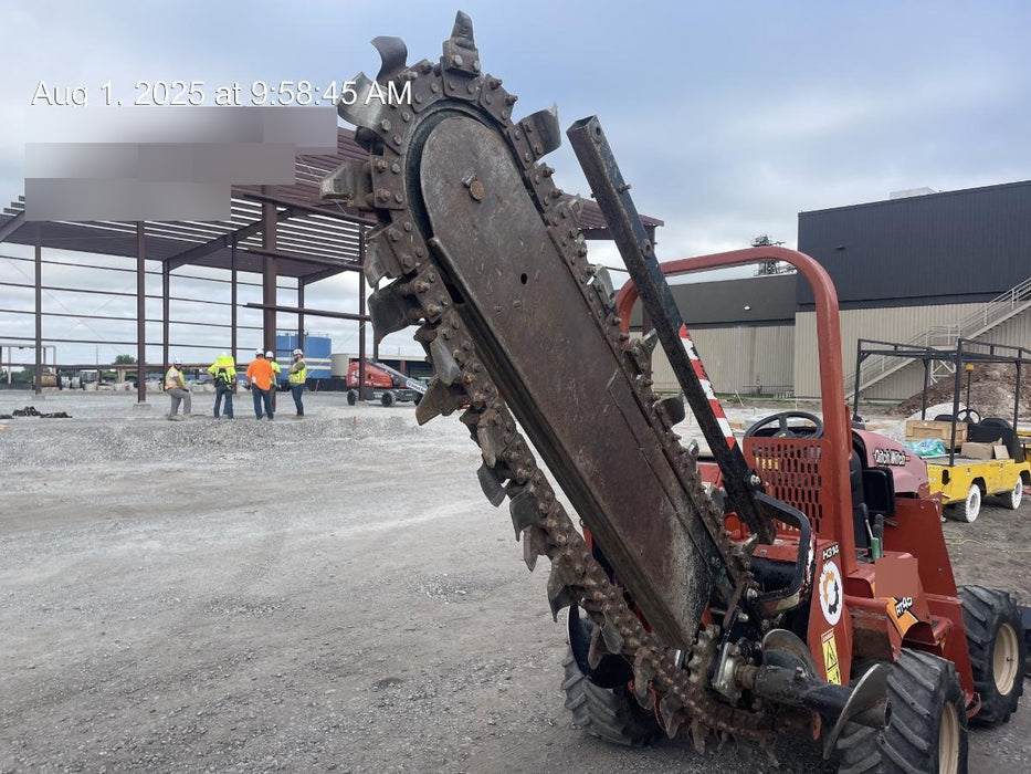 2019 DITCH WITCH RT45A