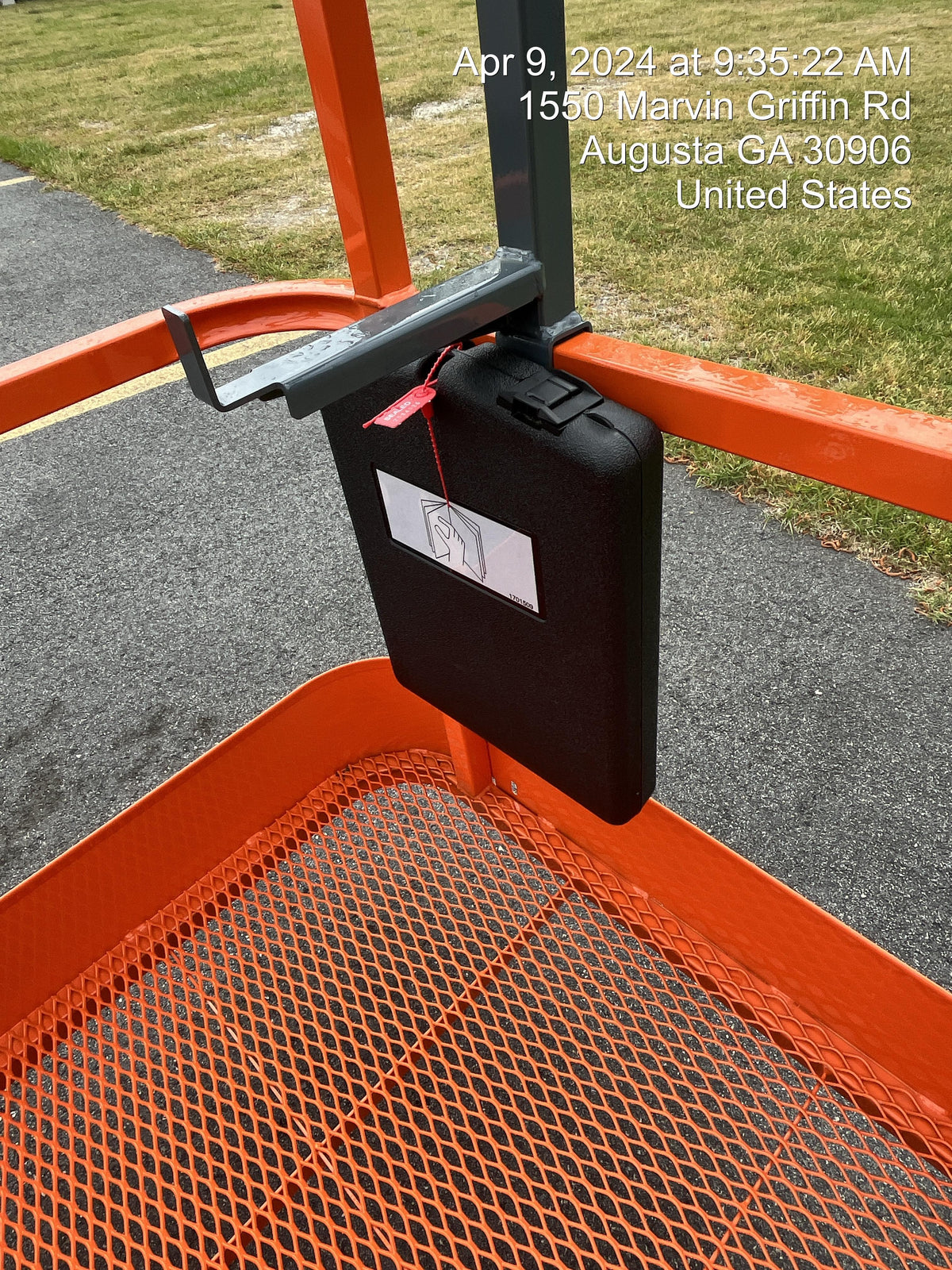 2024 JLG 460SJ