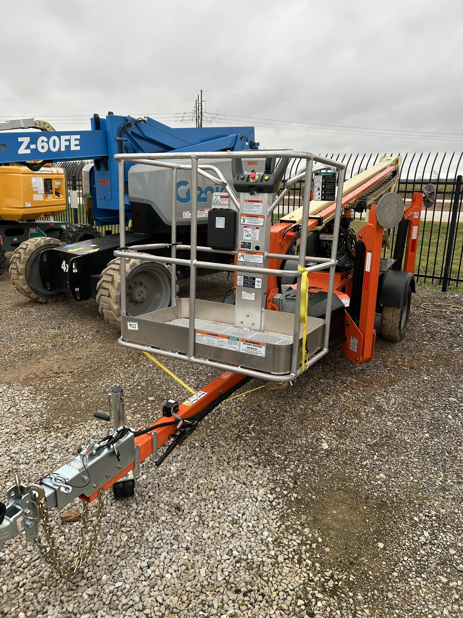 2025 JLG T350