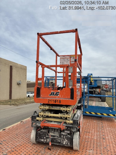 2022 JLG ES1330L