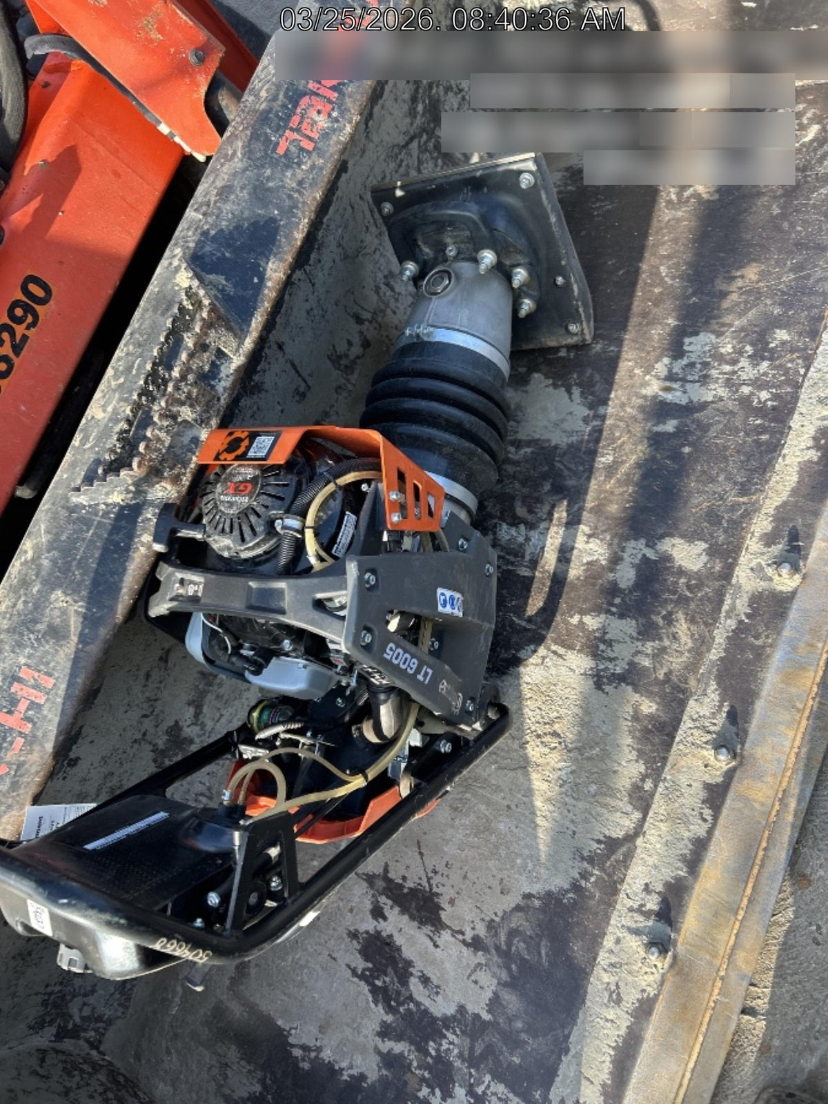 2025 HUSQVARNA LT6005