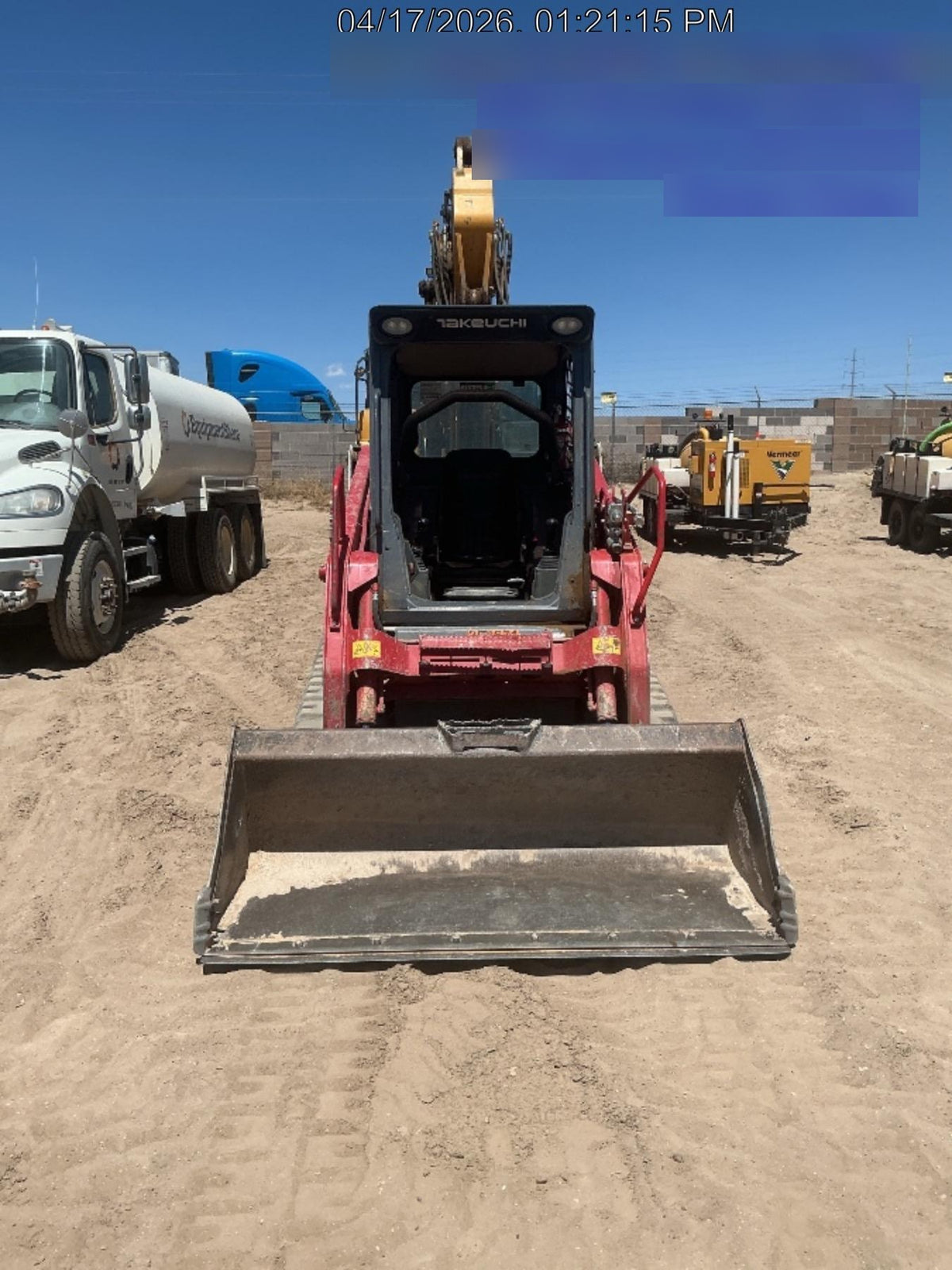 2022 TAKEUCHI TL8R2-R