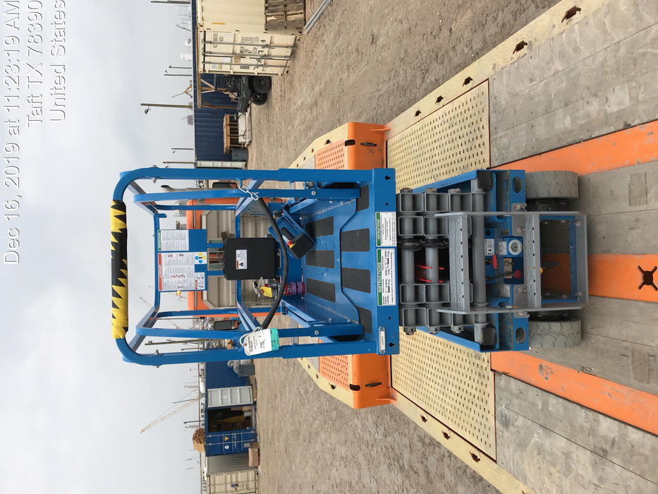 2019 Genie GS-1930 Fixed rails with chain Entry