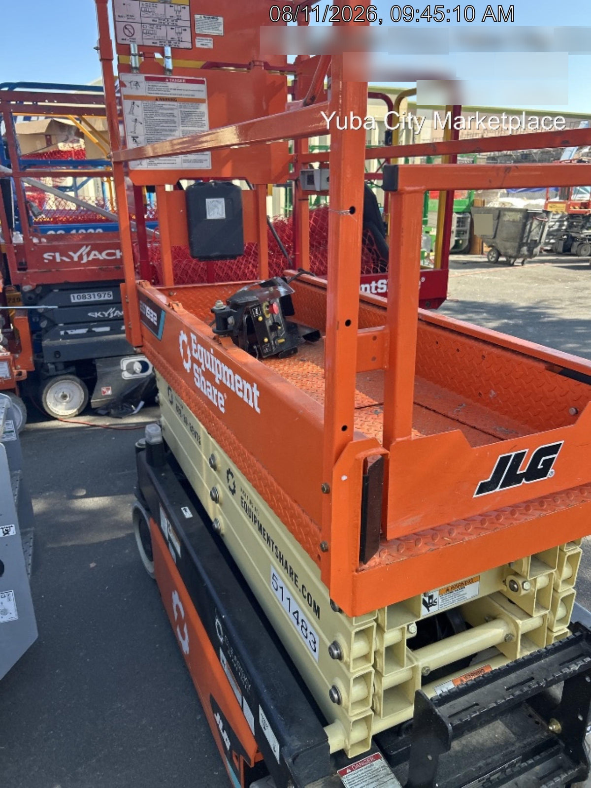 2025 JLG ES1932