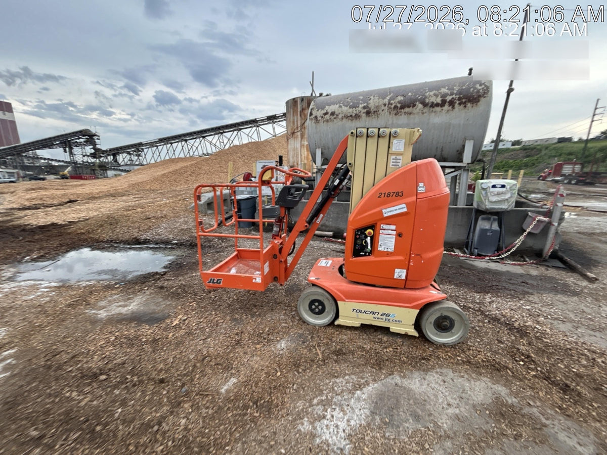 2022 JLG 26E