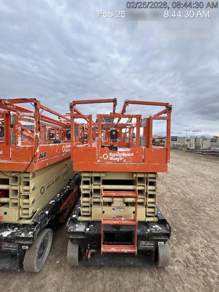 2022 JLG ES3246