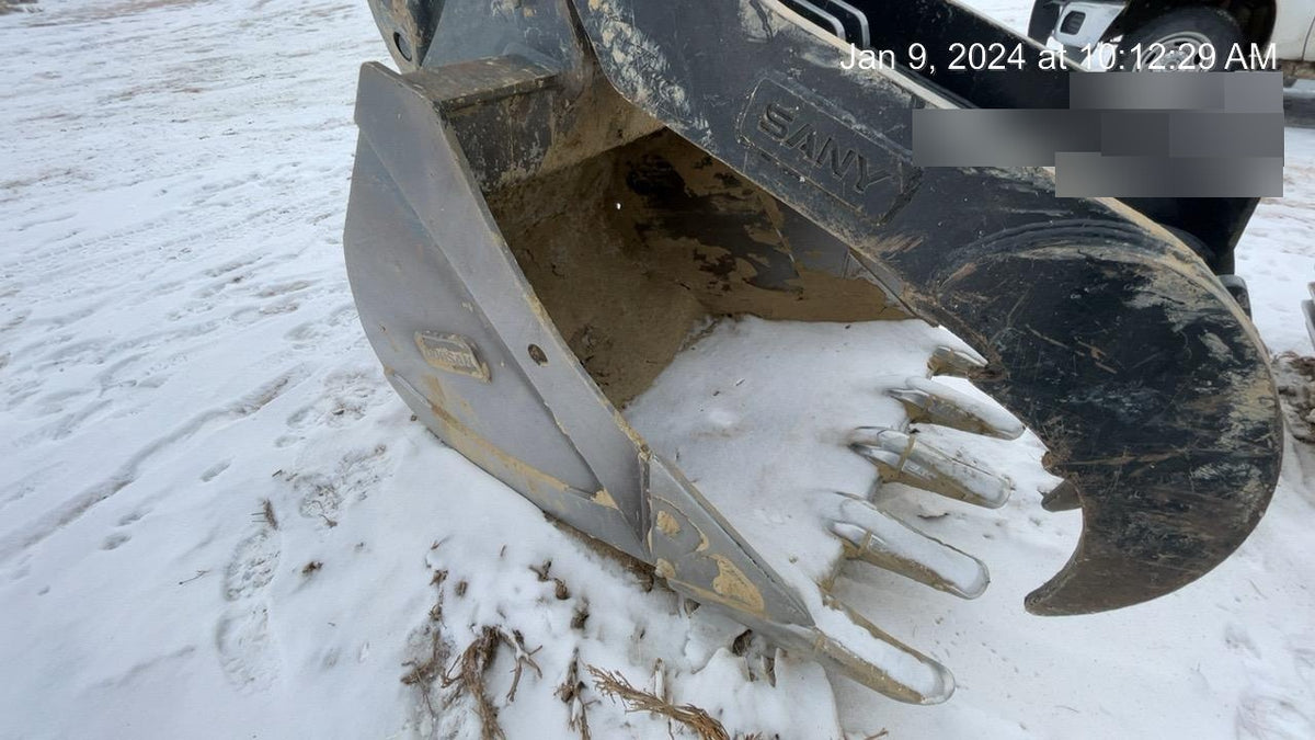 2019 DOOSAN 42" Excavator Bucket