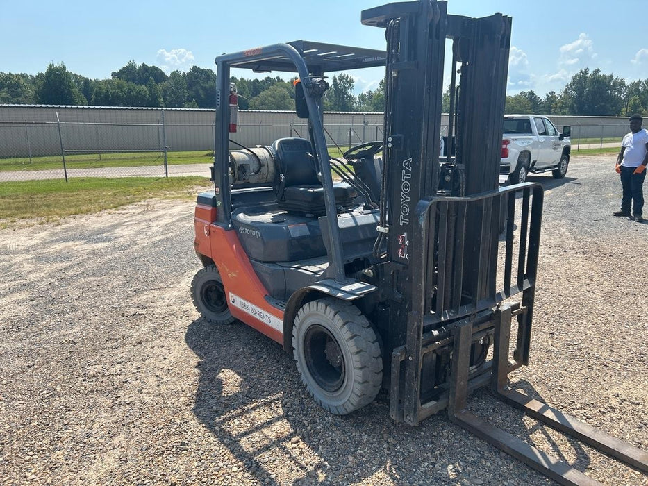 2022 TOYOTA 50-8FGU25