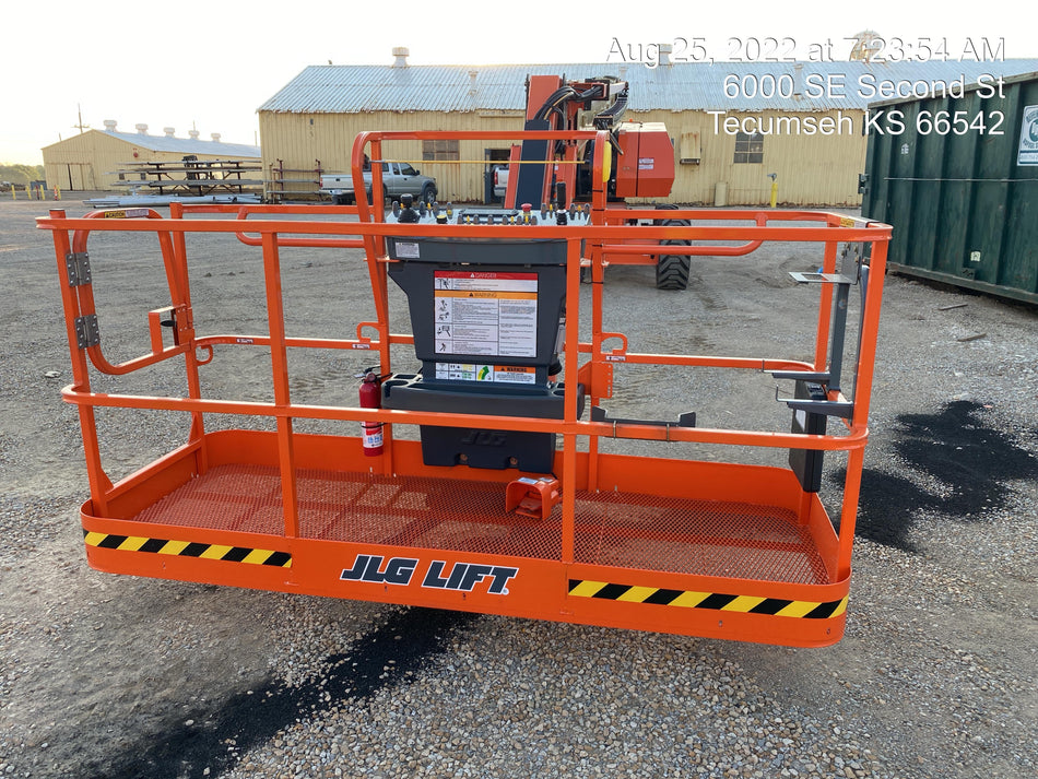 2022 JLG 860SJ