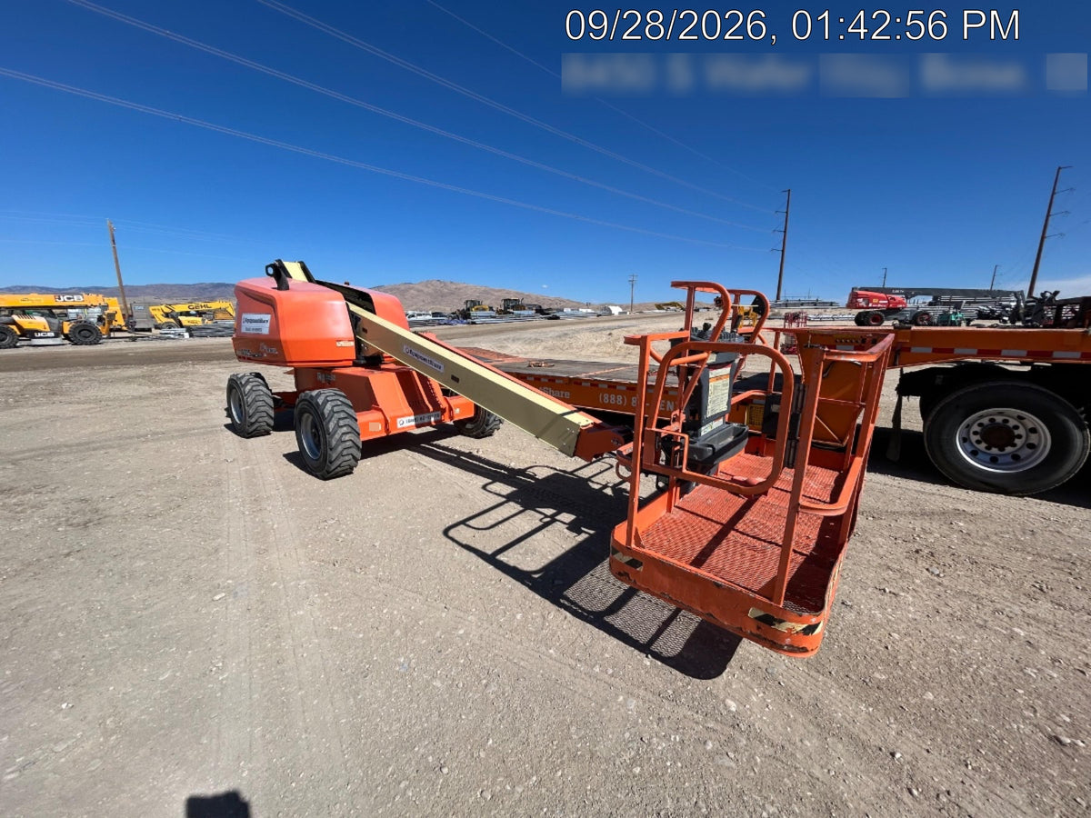 2021 JLG 400S