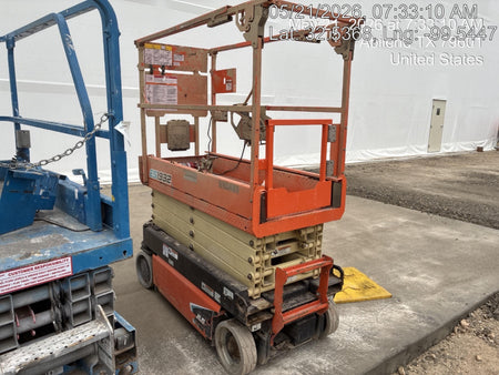 2021 JLG ES1932