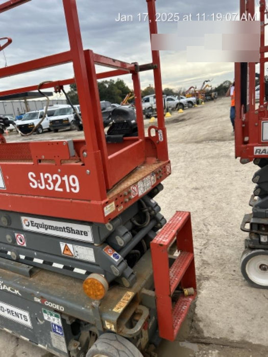 2021 SKYJACK SJ3219