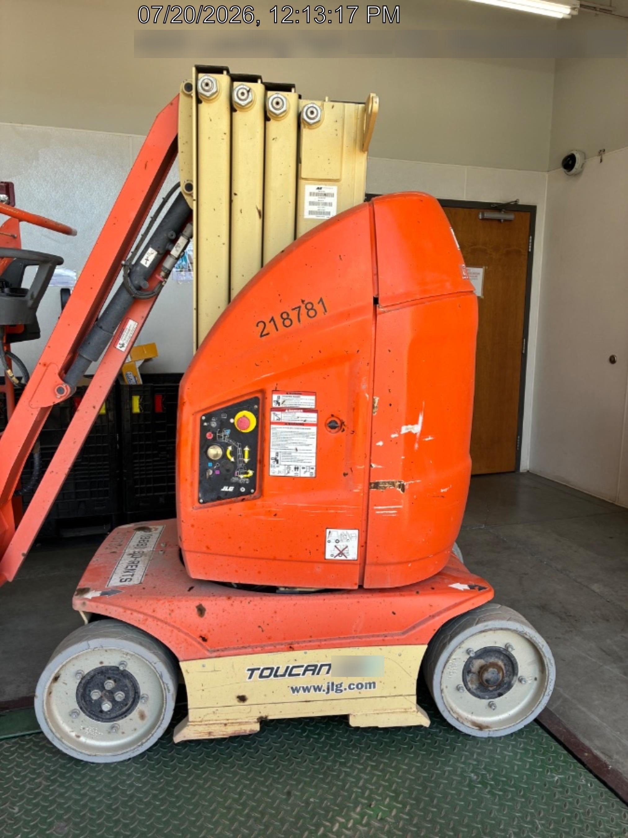 2022 JLG 26E