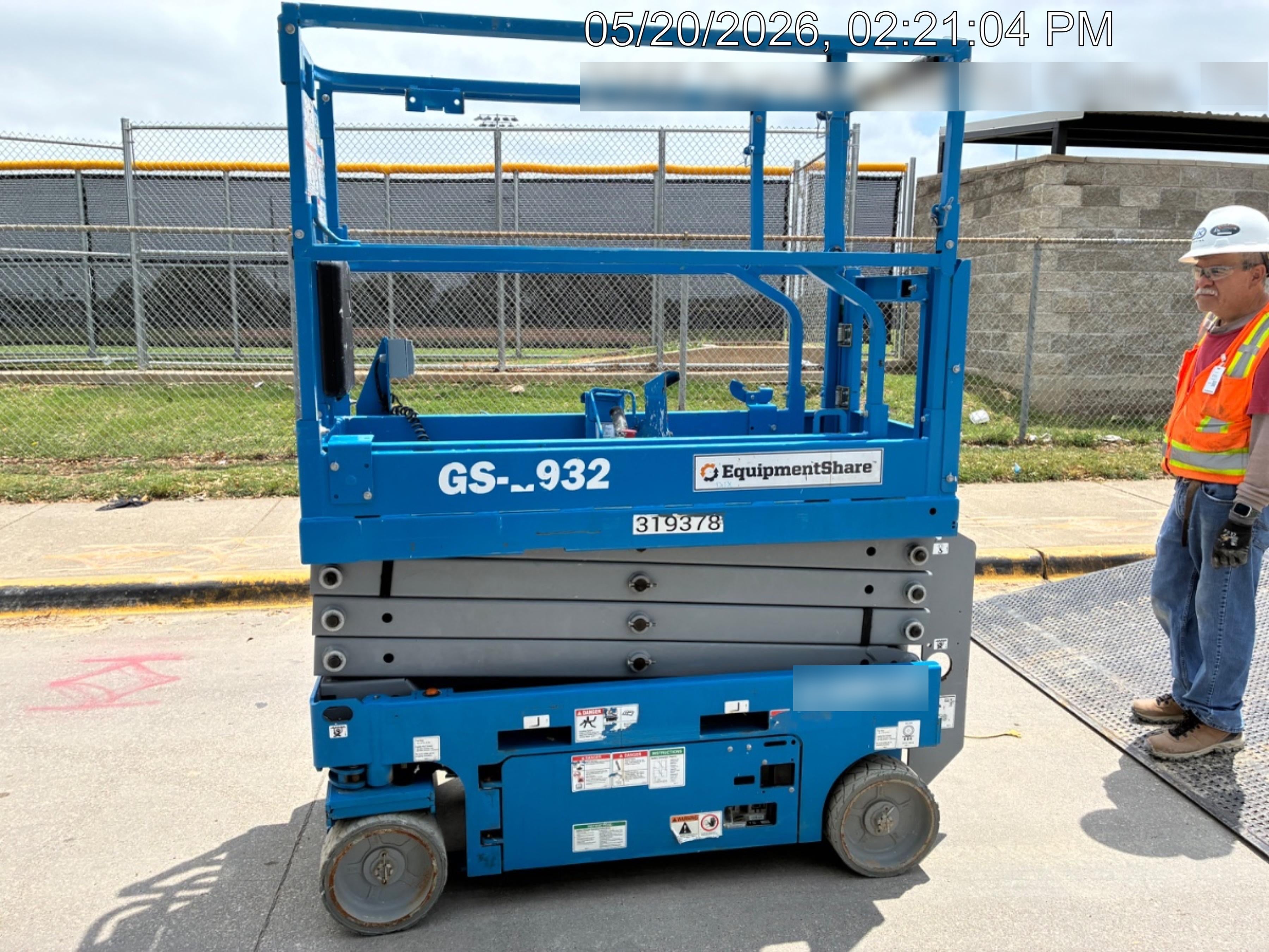 2023 GENIE GS-1932