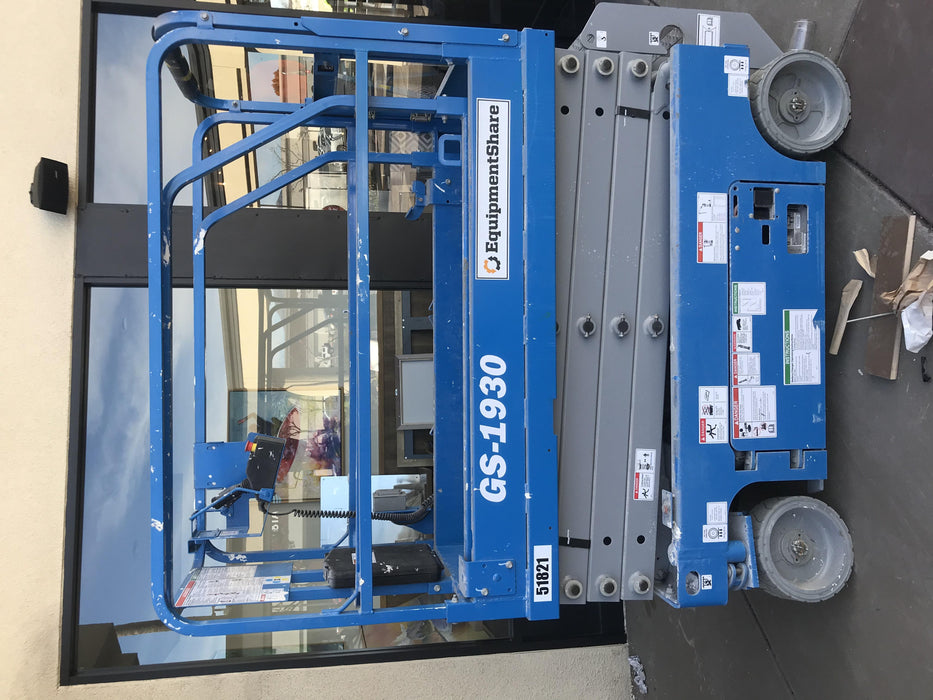 2019 Genie GS-1930 Half Height Swing Gate, 800W Inverter