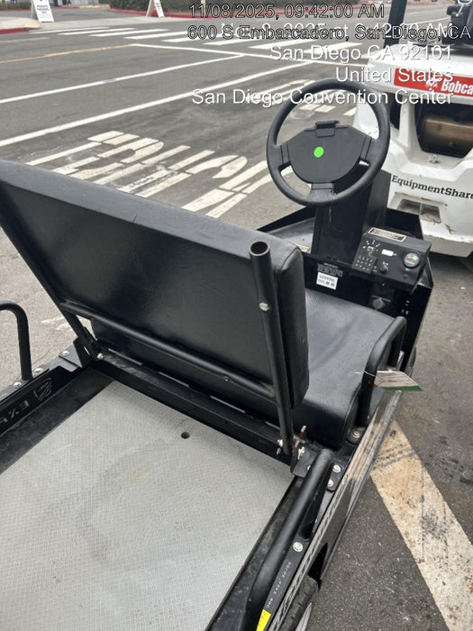 2021 Expeditor Expeditor 3 wheel Expeditor, Steering Wheel, Solid Non marketing tires, Ball Hitch, Front bumper, Painted Black