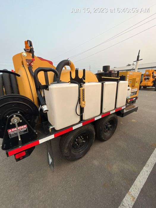 2022 Vac-Tron LP573XDT T4 Koehler Diesel Engine, 500 Gallon Debris Tank, x2 100 Gallon Water Tanks