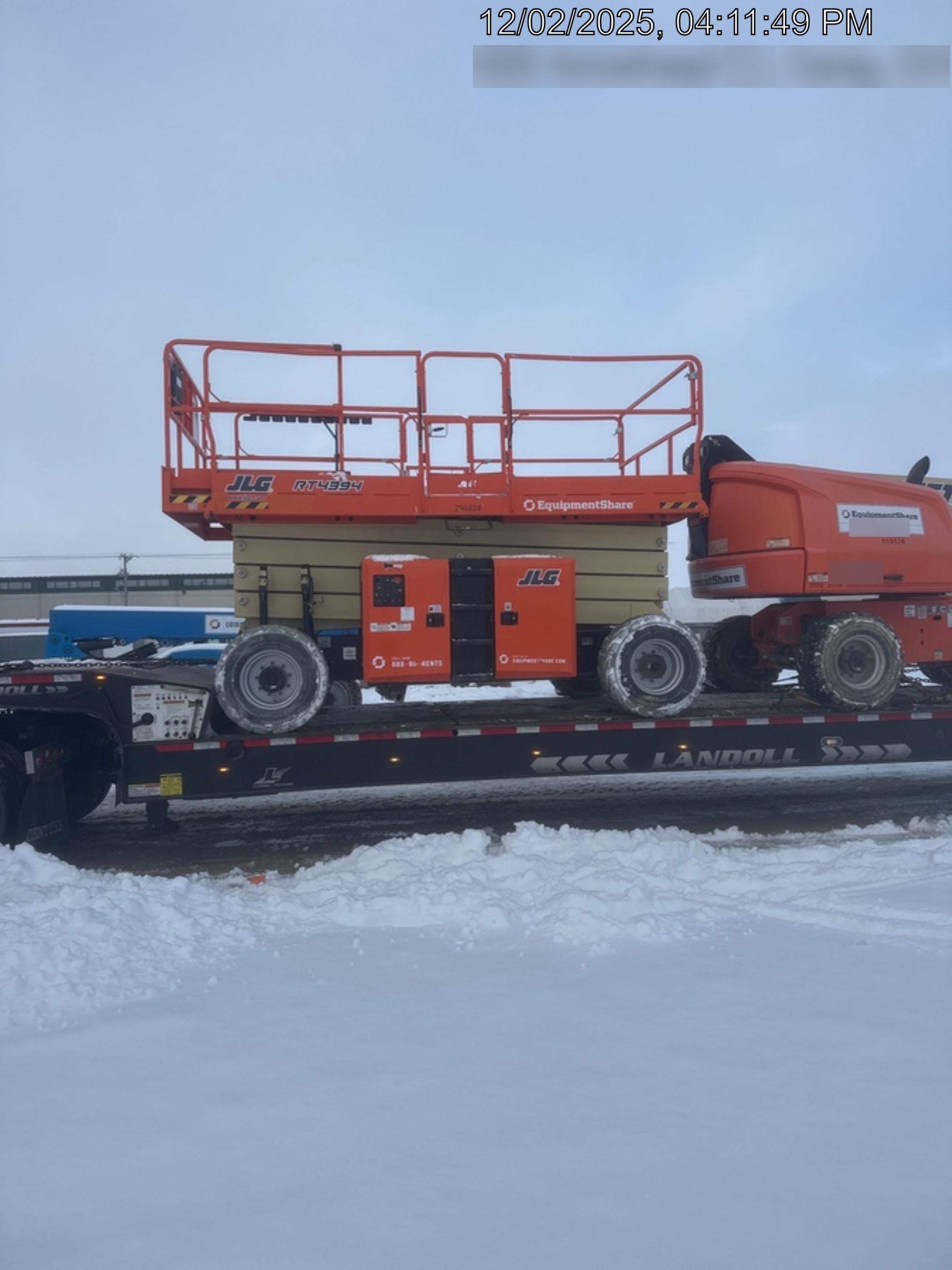 2023 JLG RT4394