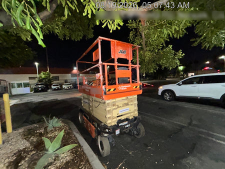 2022 JLG ES3246