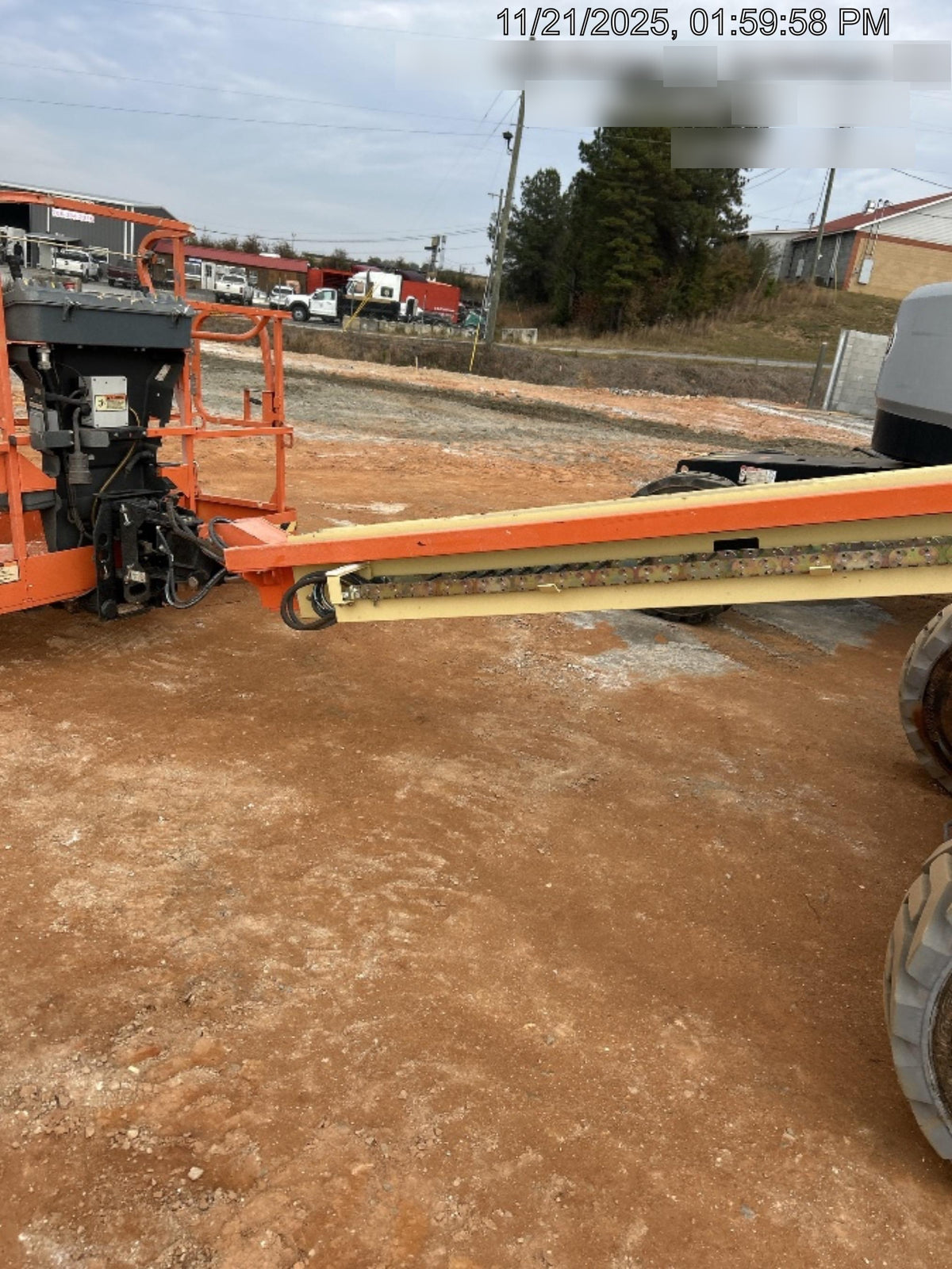 2022 JLG 400S