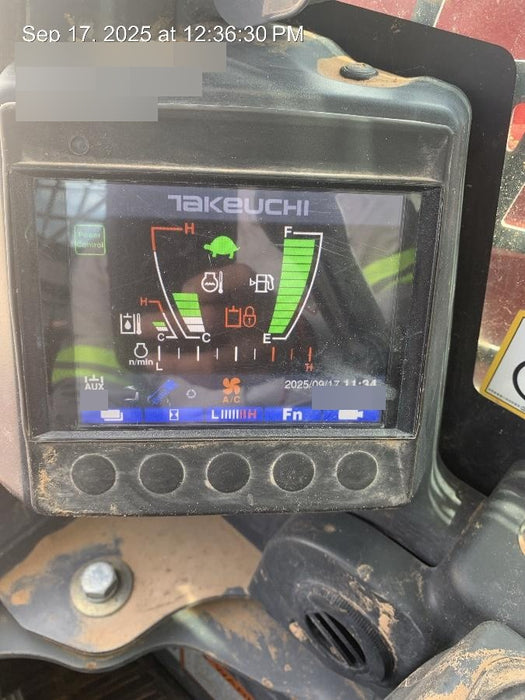 2021 TAKEUCHI TL8R2-CR